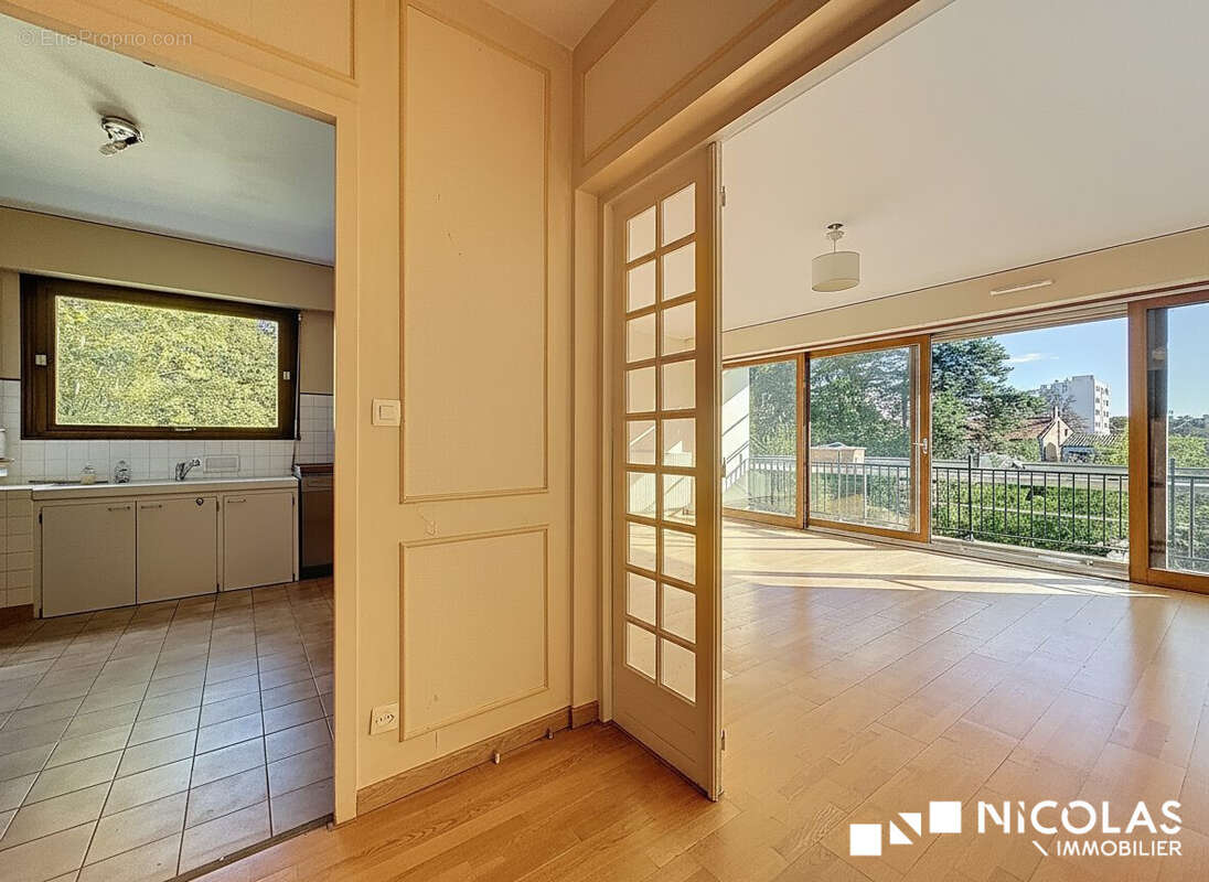 Appartement à BORDEAUX