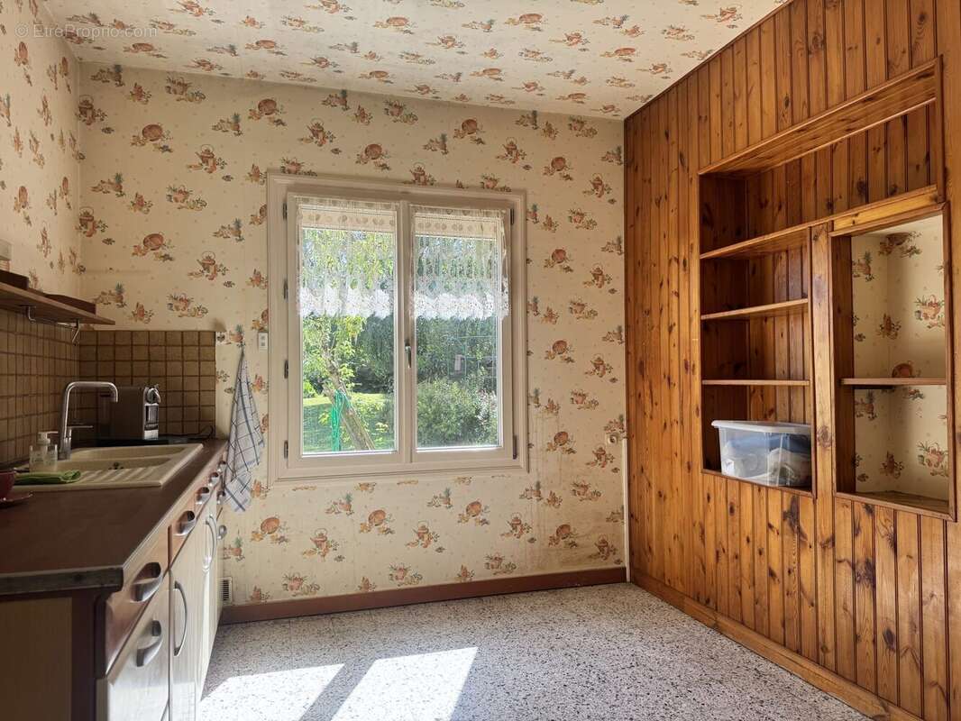 Maison à COZES