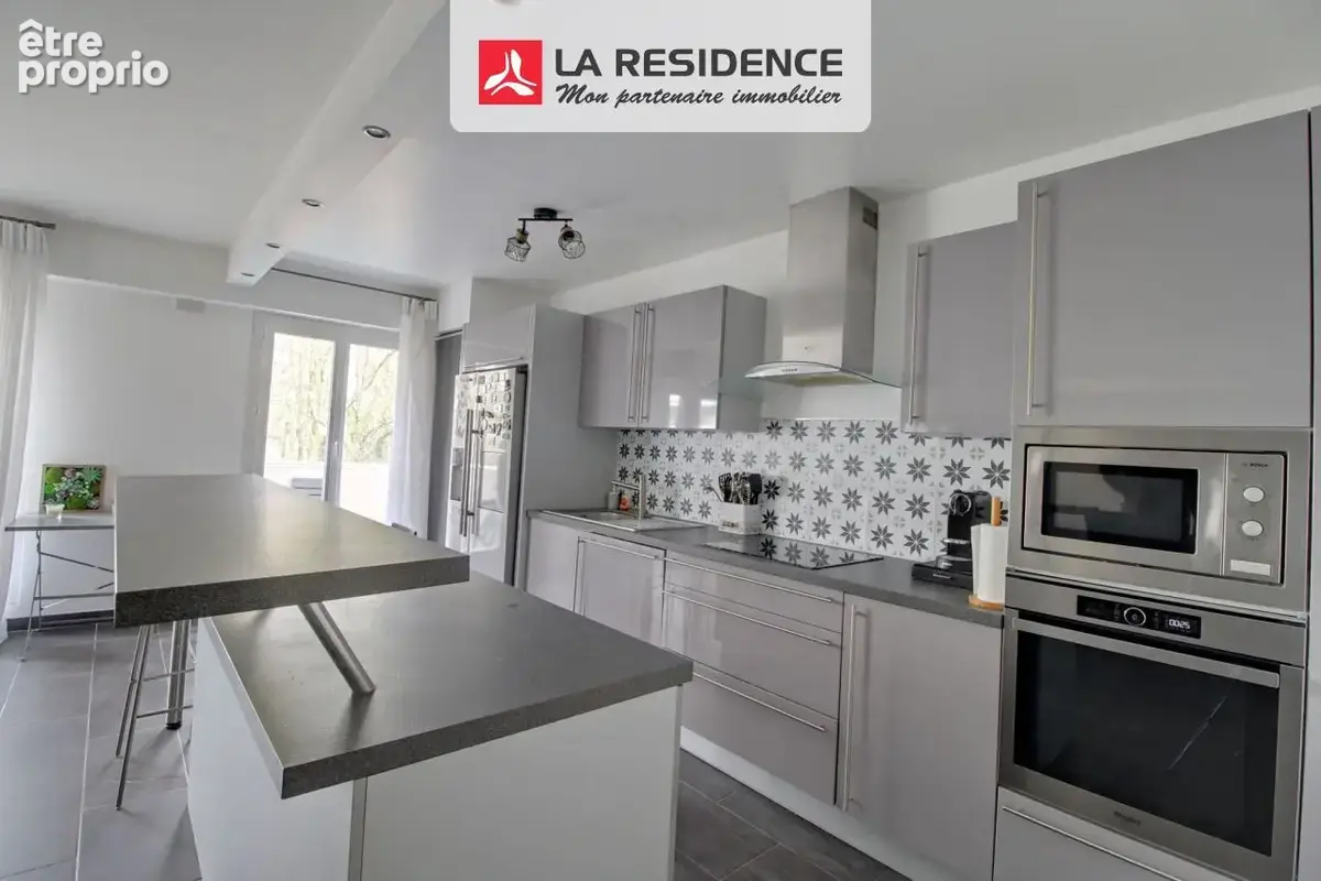 Appartement 99 m² à Cergy  - photo 2