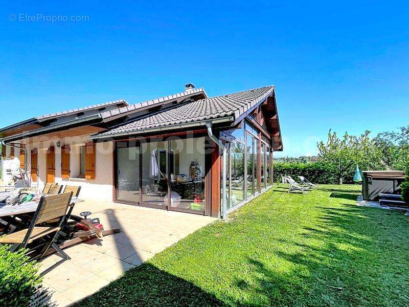 veiller_00001 - Maison à MONNETIER-MORNEX