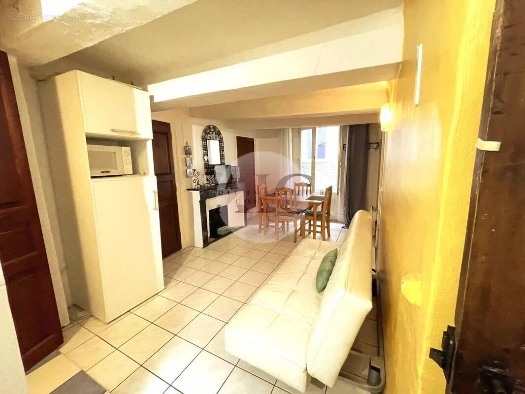 Appartement à FAYENCE