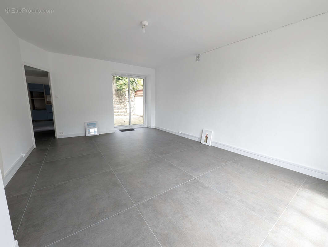 Maison à SAINT-JEAN-LE-THOMAS