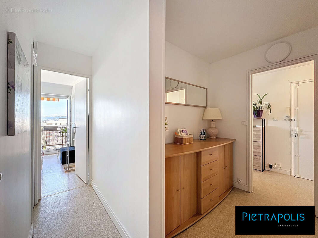 Appartement à RILLIEUX-LA-PAPE