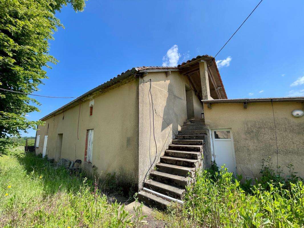 Maison à SAINTE-ALVERE