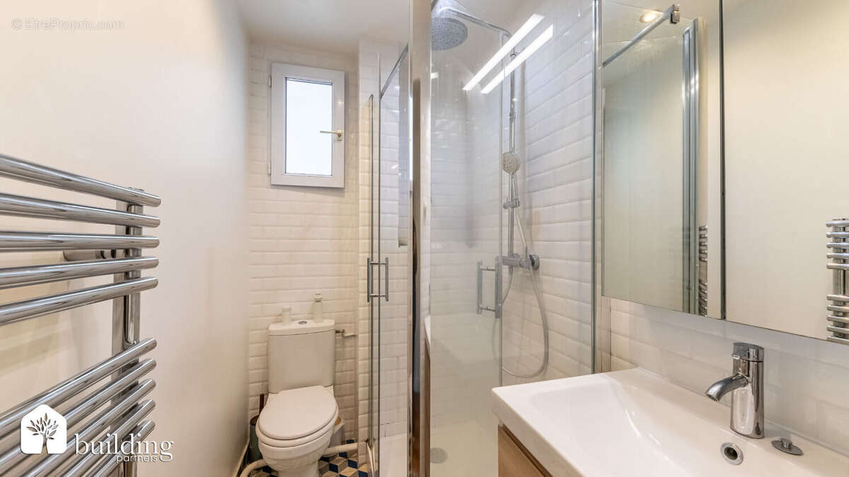 Appartement à LEVALLOIS-PERRET