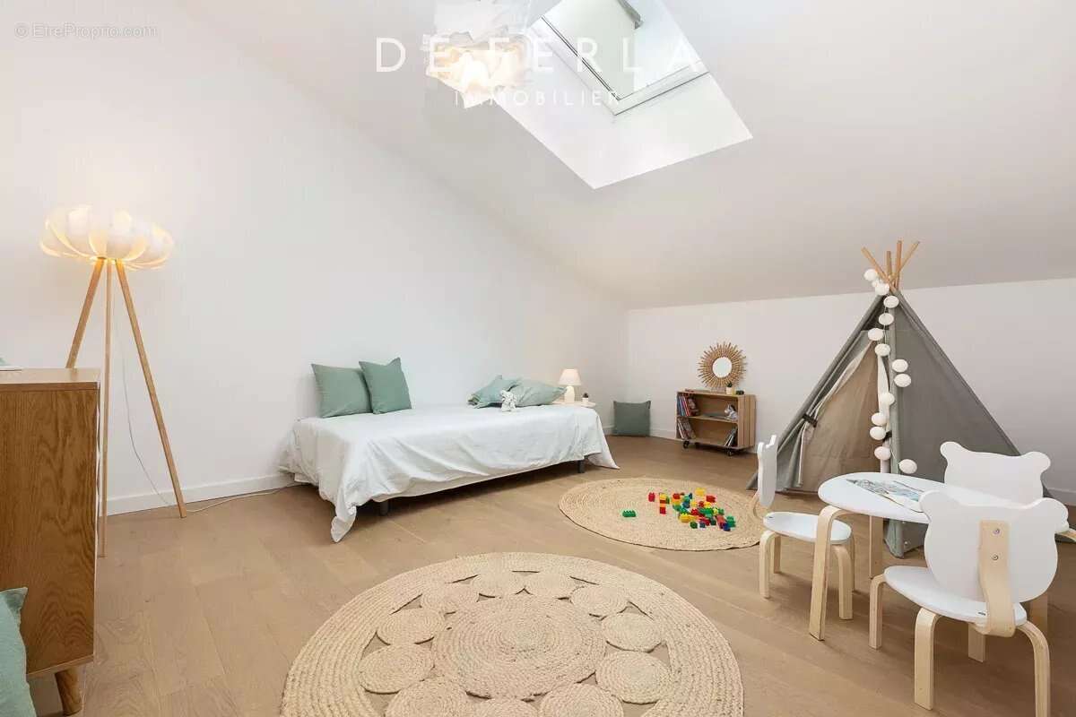 Appartement à MARSEILLE-6E