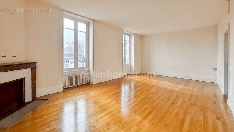 Appartement à CHAMALIERES