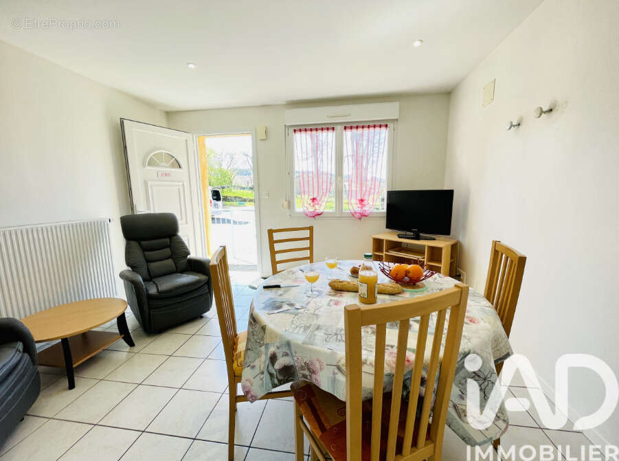 Appartement 370 m² à Bains-Les-Bains  - photo 3