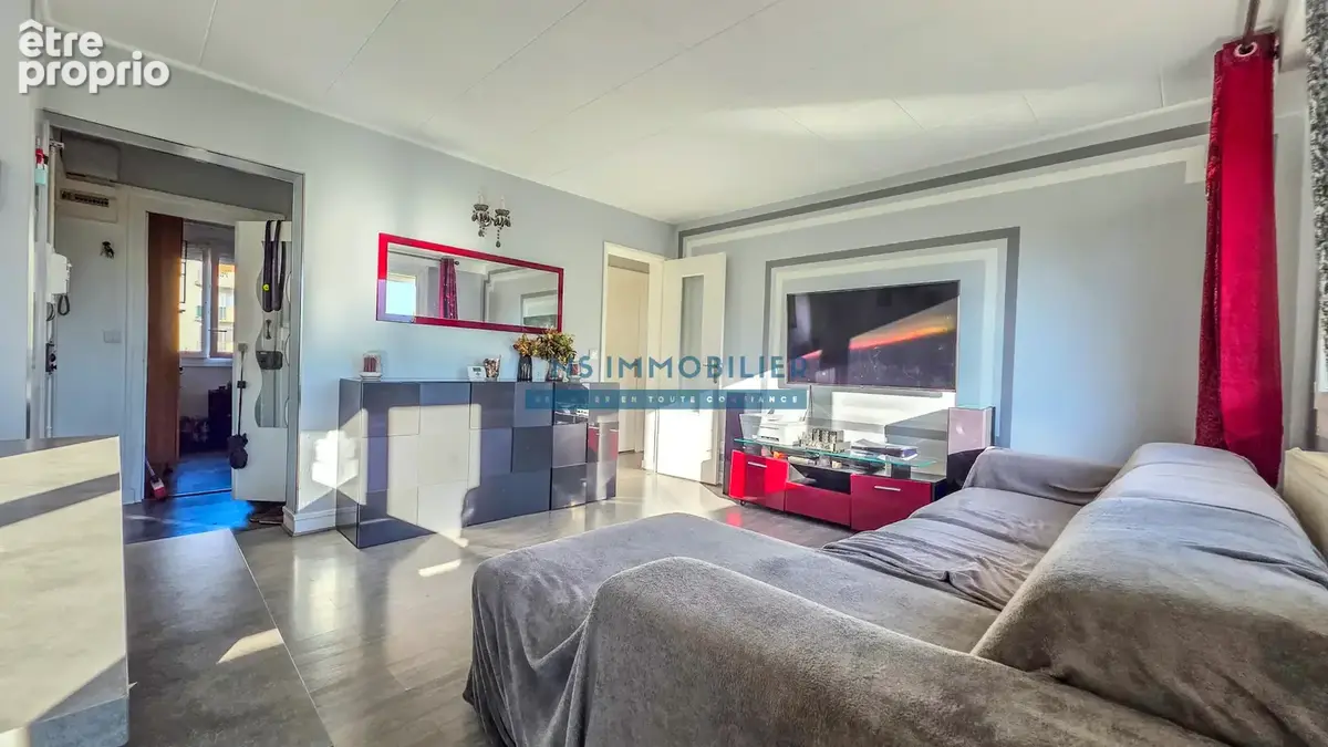 Appartement à HOUILLES