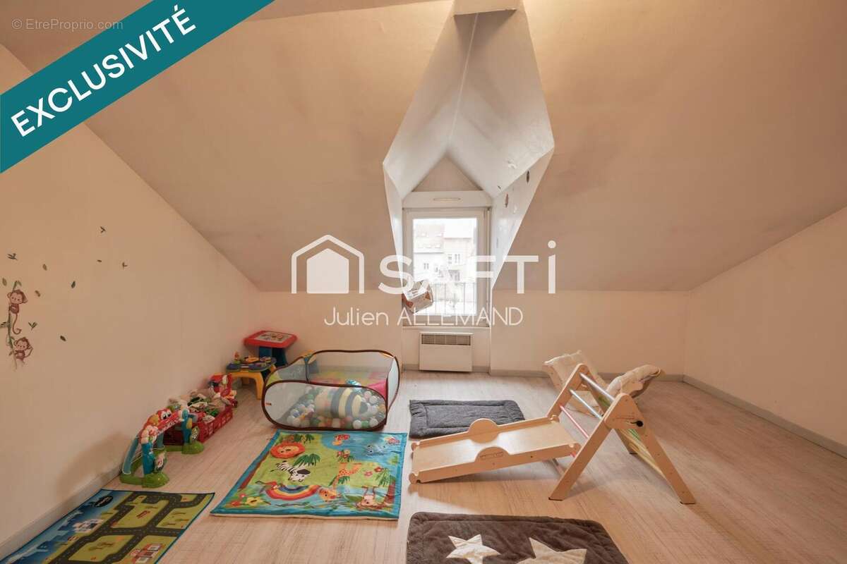 Photo 6 - Appartement à LONS-LE-SAUNIER