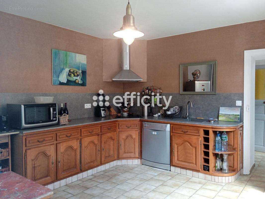 Maison à MAUVES-SUR-HUISNE