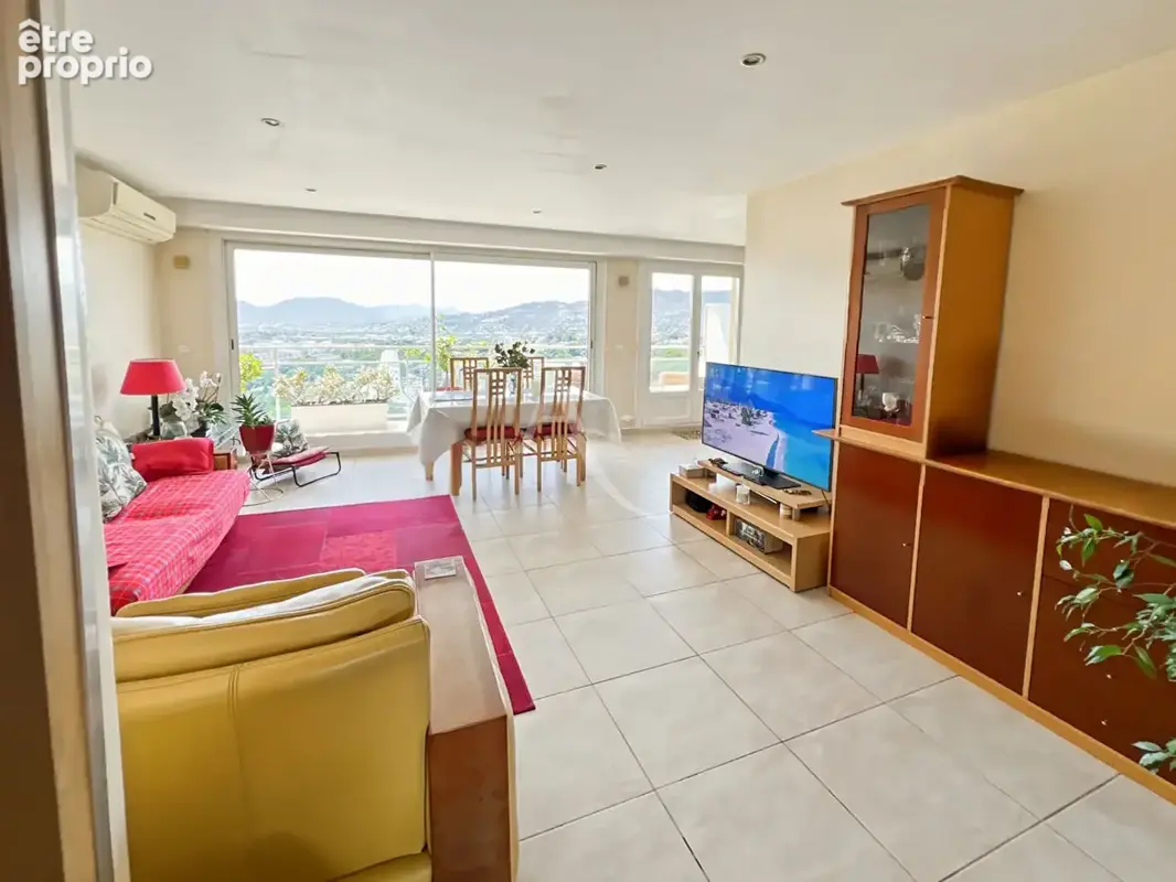 LE CANNET très beau 4 pièces de 83 m² avec terrasse, cave et aperçu mer - photo 9