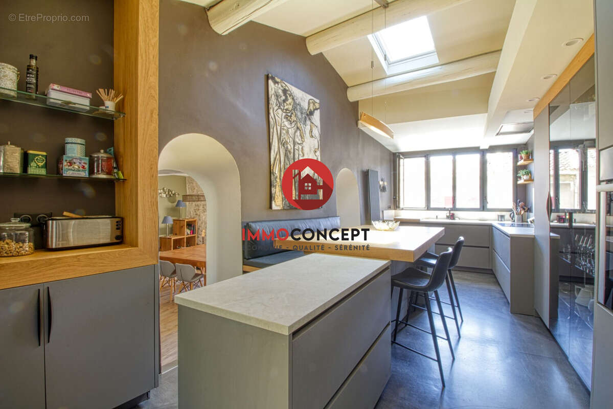 Maison à PUJAUT