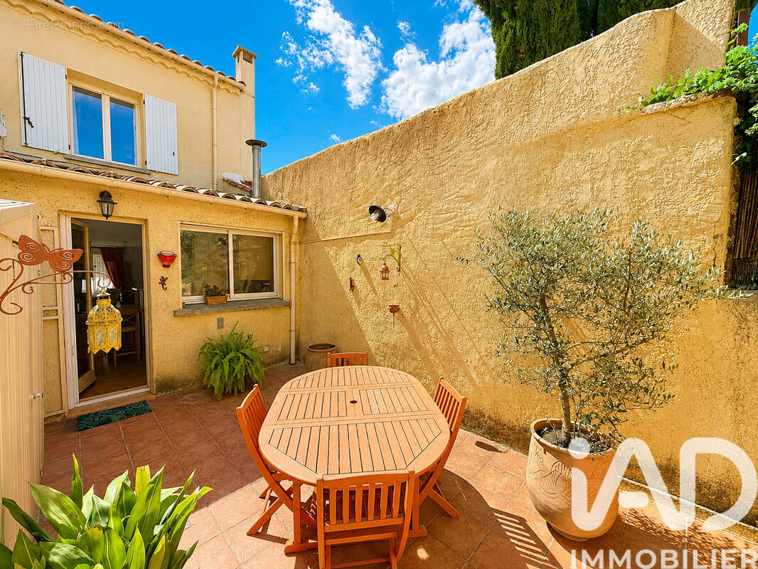 Photo 1 - Maison à NIMES
