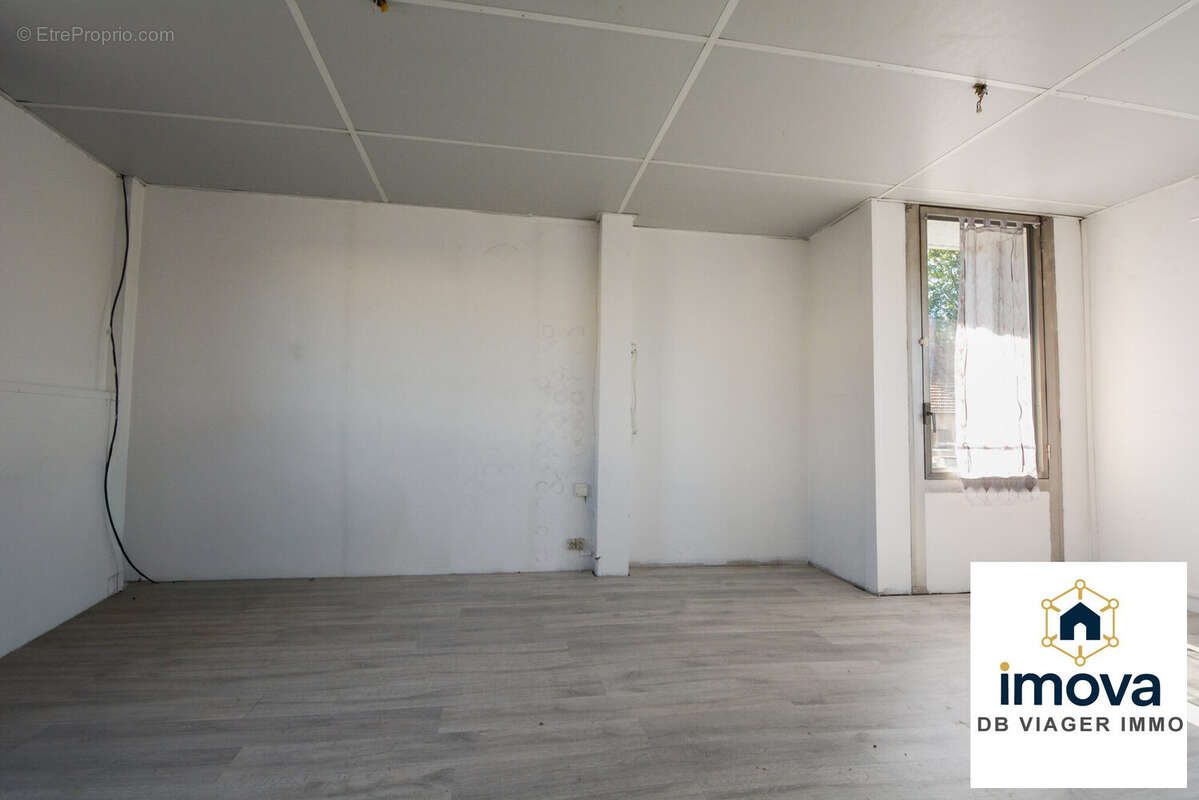 Commerce 217 m² à Abrest  - photo 9