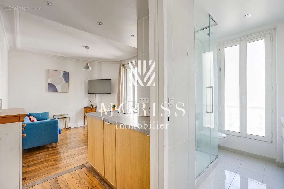 Appartement à PARIS-18E