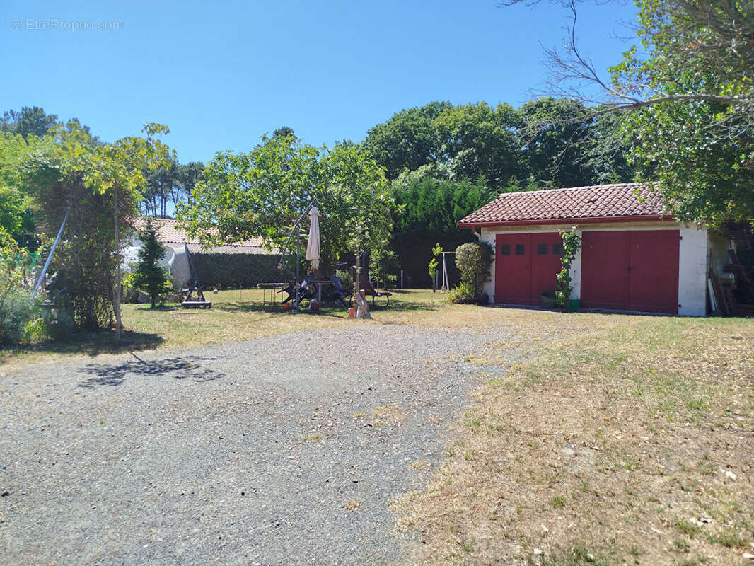 Maison à VIELLE-SAINT-GIRONS