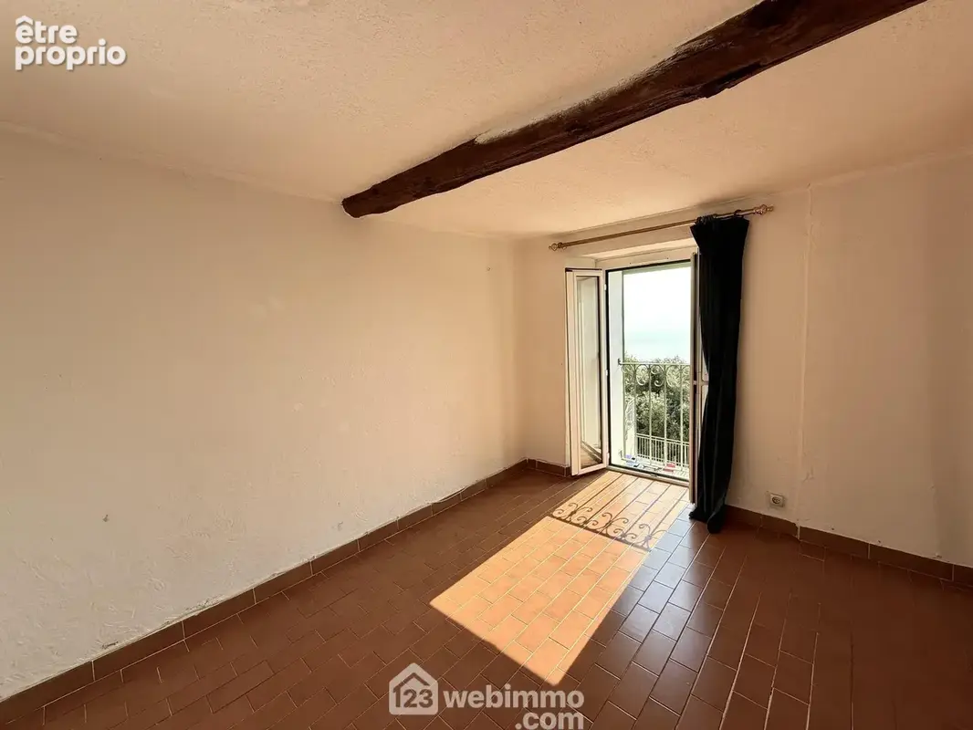 La chambre qui possède une jolie vue mer...