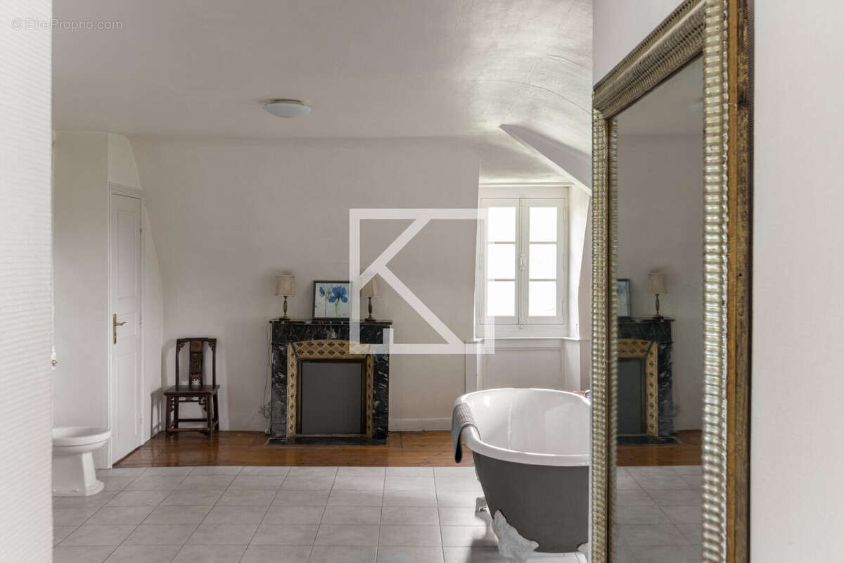 Autre à SAINT-PIERRE-DES-LANDES