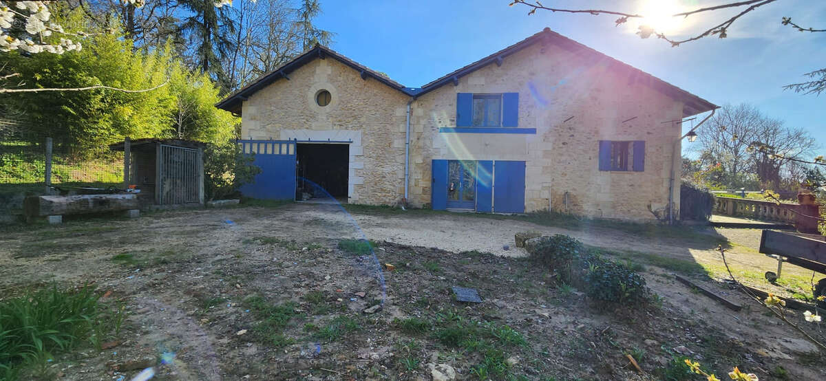 Maison à LEMBRAS