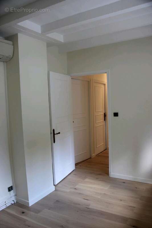 Maison à NESLES-LA-VALLEE