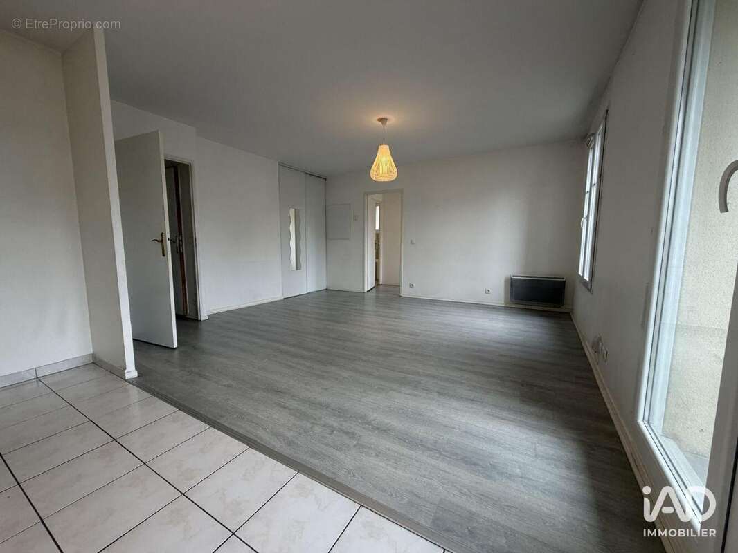 Photo 7 - Appartement à MAGNY-LE-HONGRE
