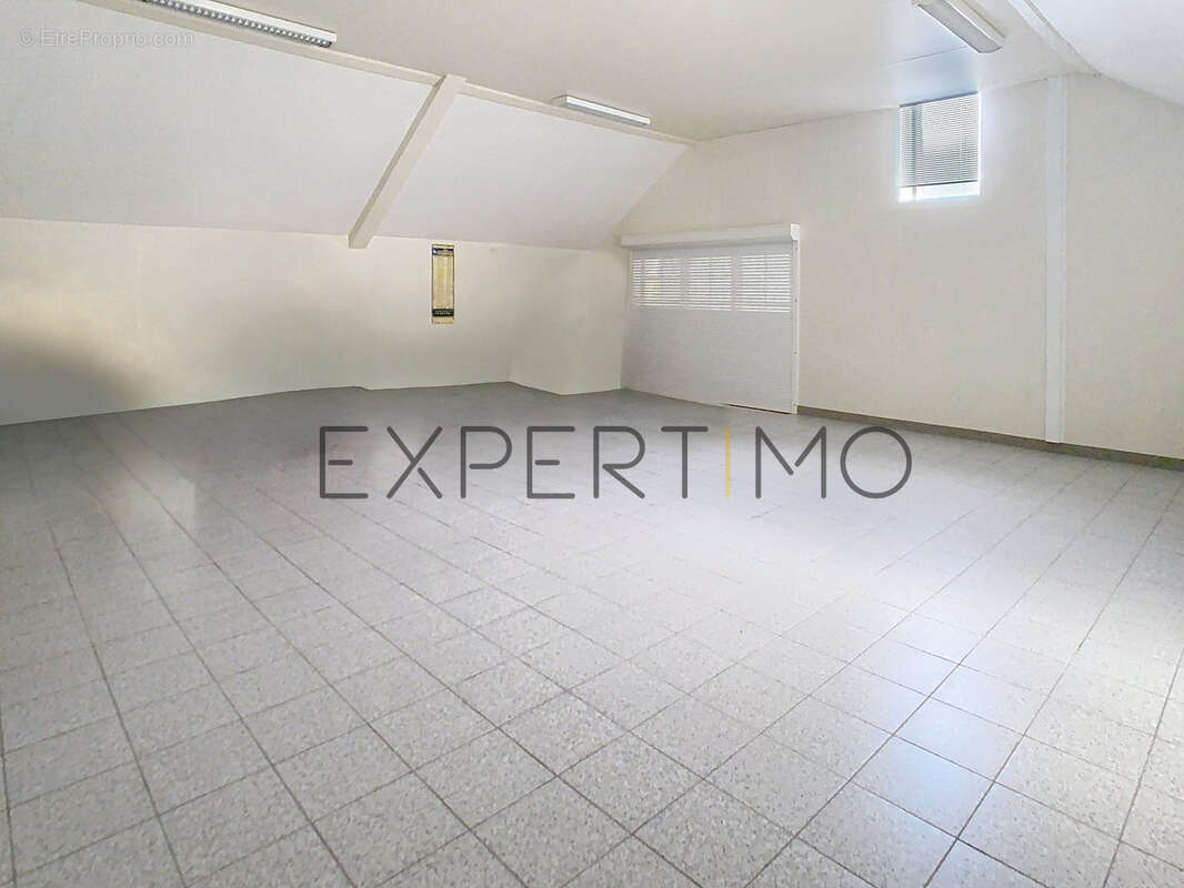 Maison à NOYERS-BOCAGE