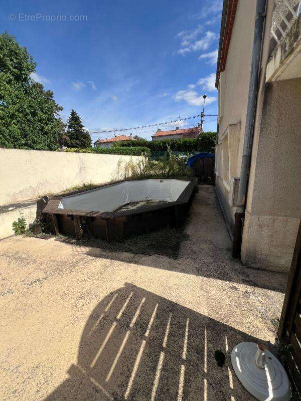 Maison à SAINT-MARCEL-LES-VALENCE