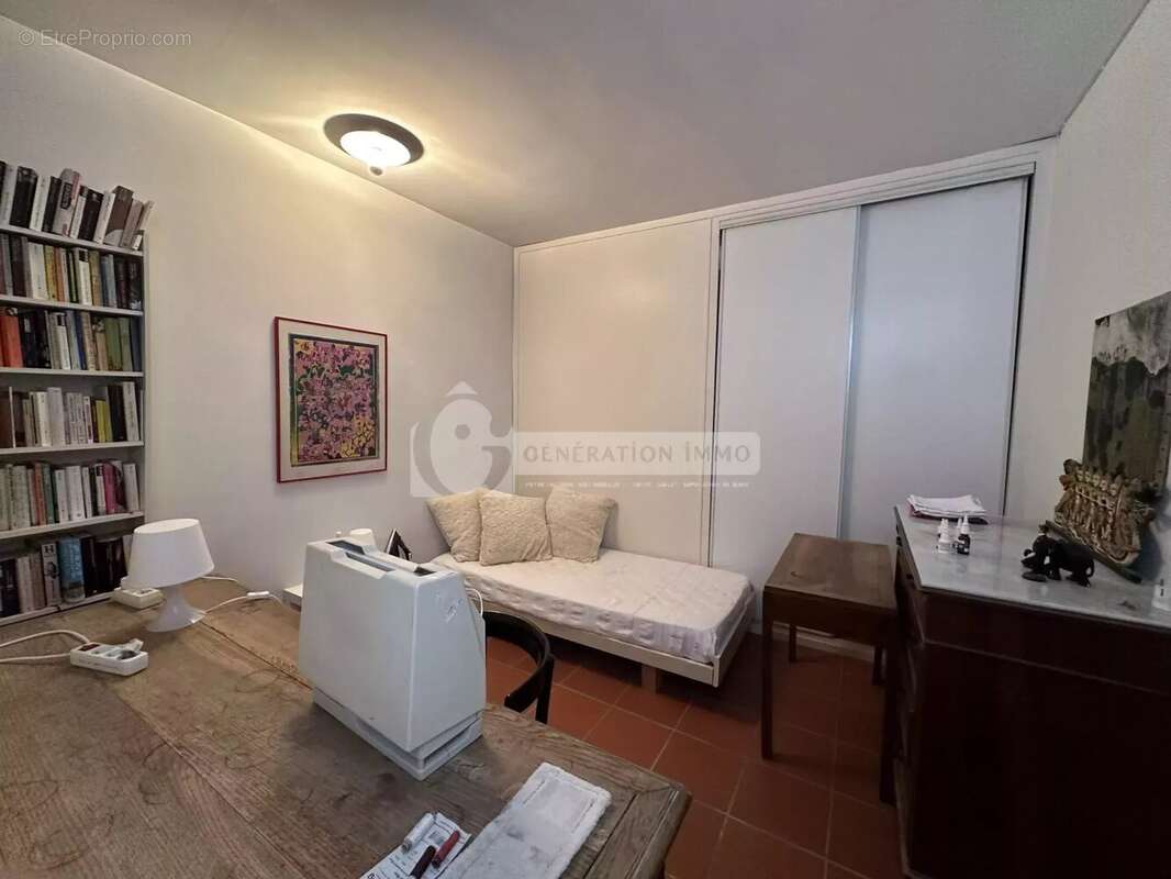 Appartement à FONTVIEILLE