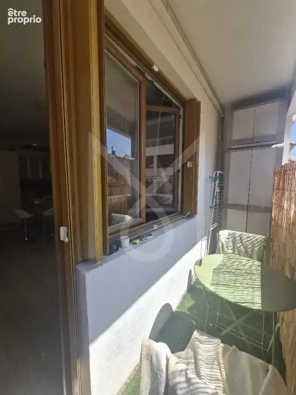 Appartement à MARSEILLE-5E