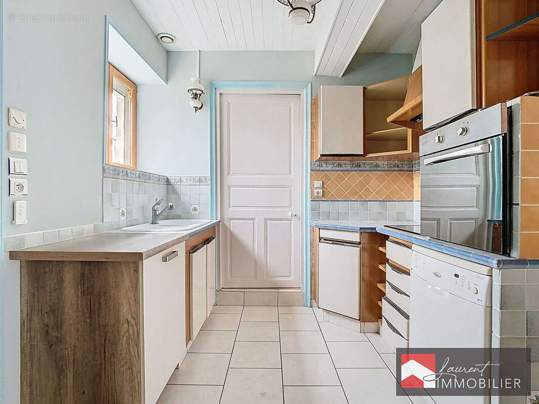 Maison à PONT-DE-VAUX