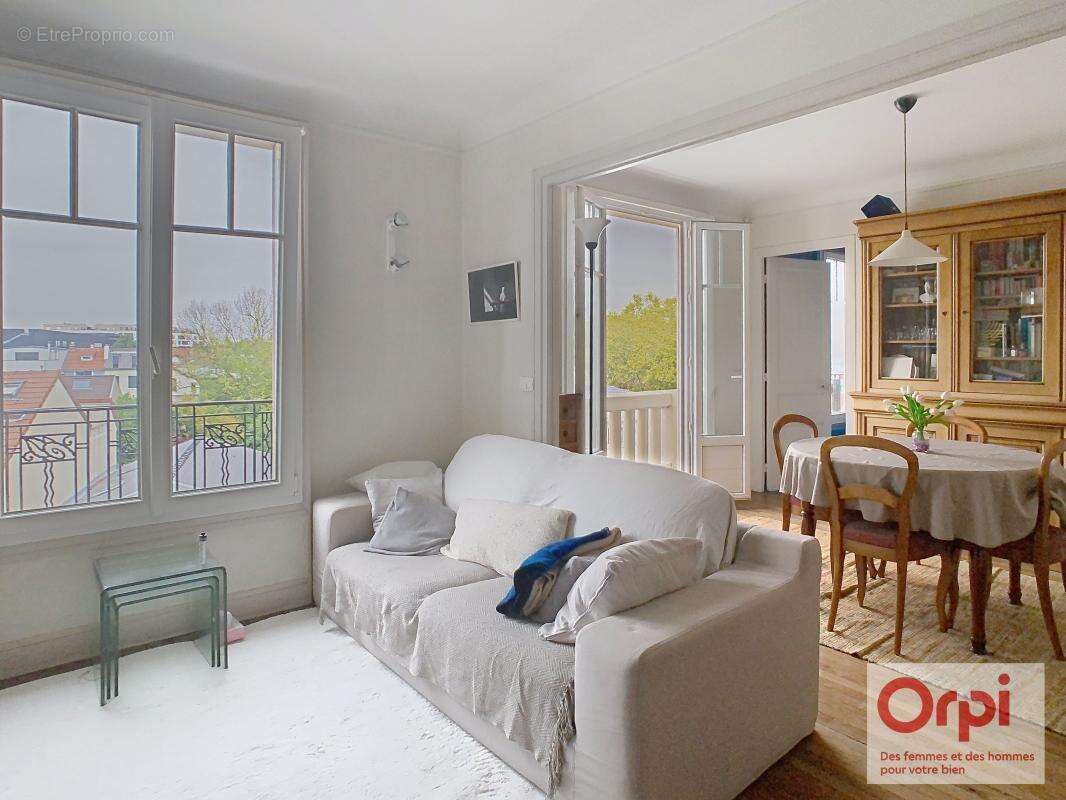 Appartement à ISSY-LES-MOULINEAUX