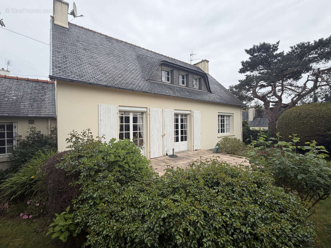 Maison à SAINT-MARTIN-DES-CHAMPS