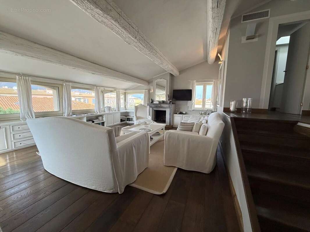 Appartement à SAINT-TROPEZ