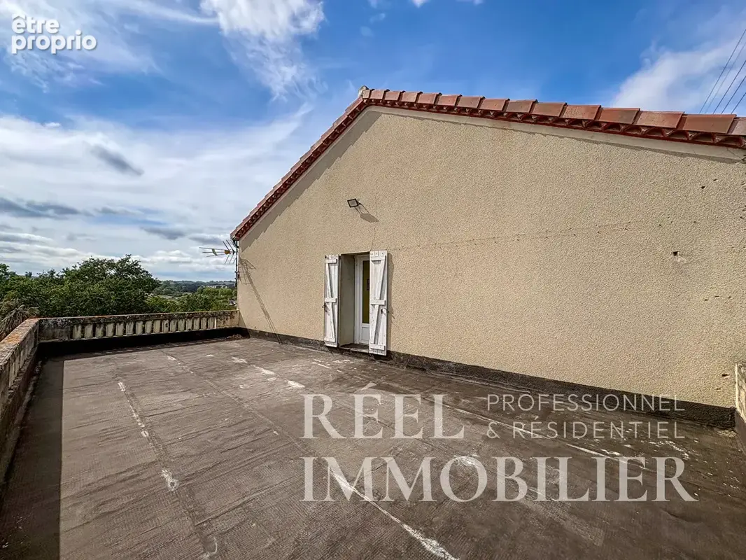 Grande maison de ville de 291 m² avec jardin et terrasse panoramique - photo 18