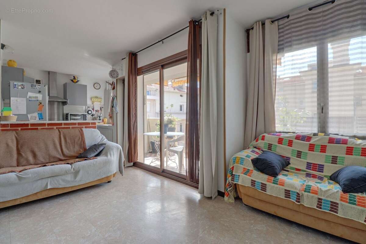 Appartement à FREJUS