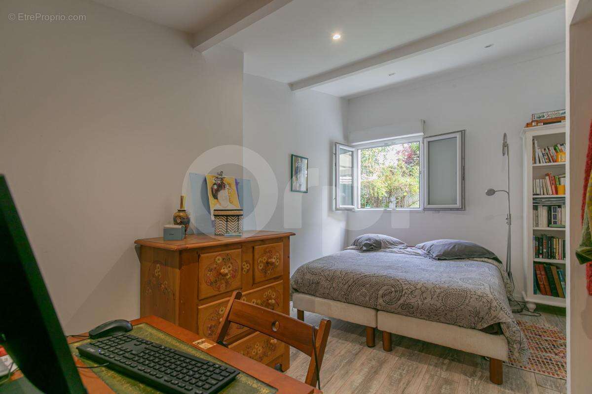 Appartement à CHAMPIGNY-SUR-MARNE