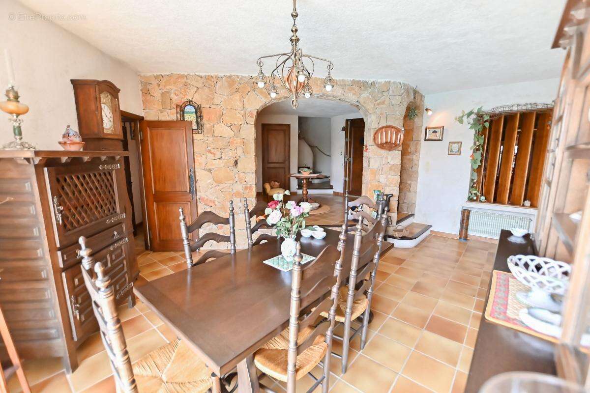 Maison à CABRIS