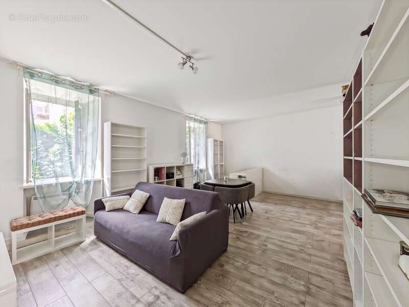 Appartement à EVIAN-LES-BAINS