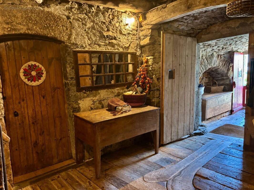Maison à LES ESTABLES