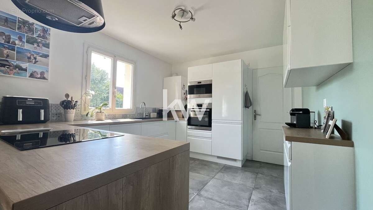 Maison à BALLANCOURT-SUR-ESSONNE