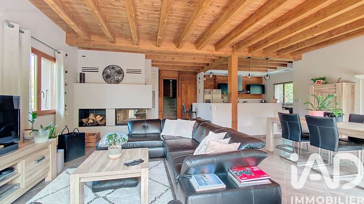 Photo 7 - Maison à LATHUILE