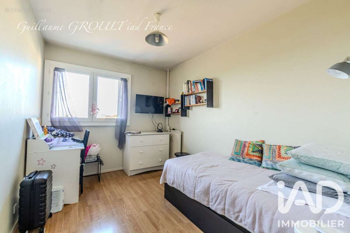 Appartement 81 m² à Morangis  - photo 7