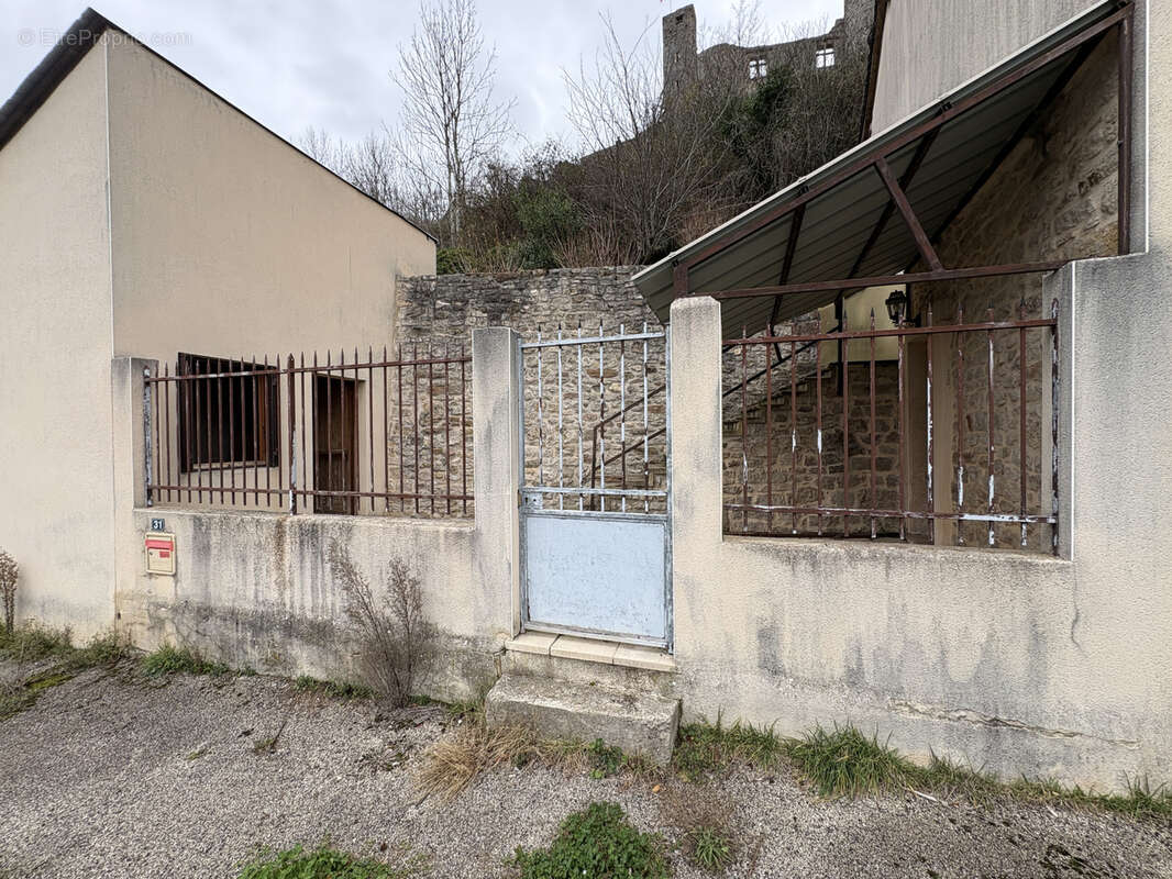 Maison à BERTHOLENE