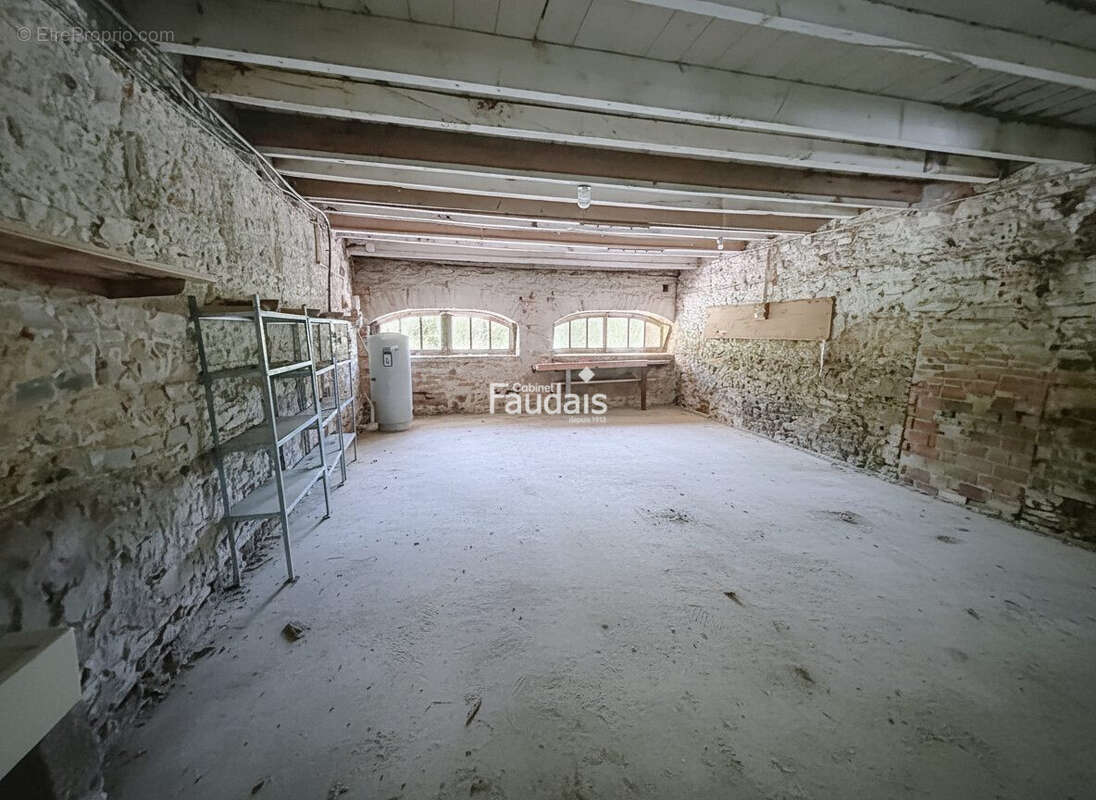 Maison 243 m² à Montpinchon  - photo 7