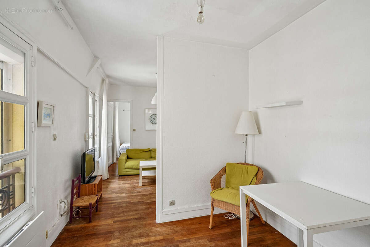 Appartement Paris 2 pièce(s) 33.33 m2 - photo 2