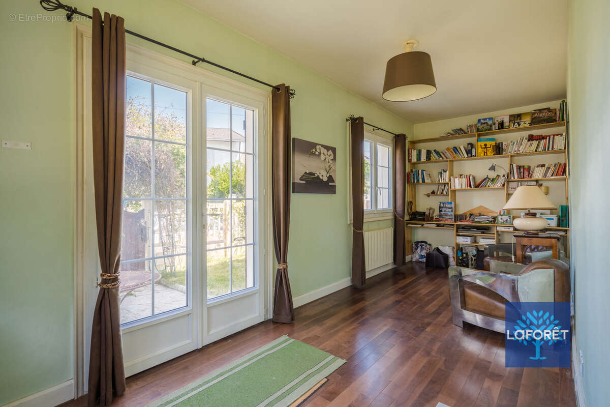 Maison à LIVRY-GARGAN