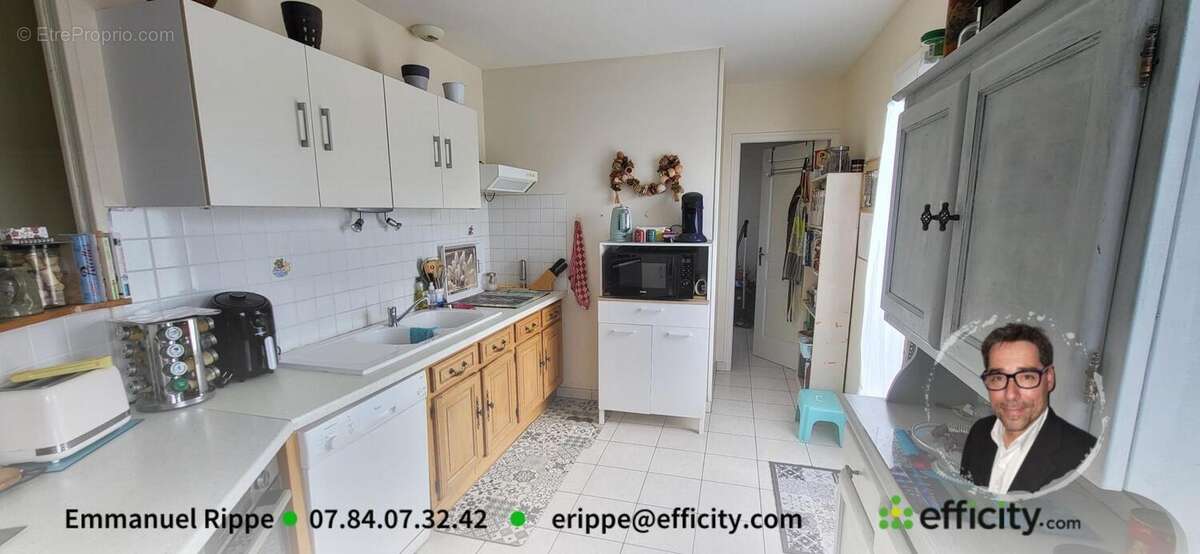 Maison 98 m² à Saint-Genis-D'hiersac  - photo 4