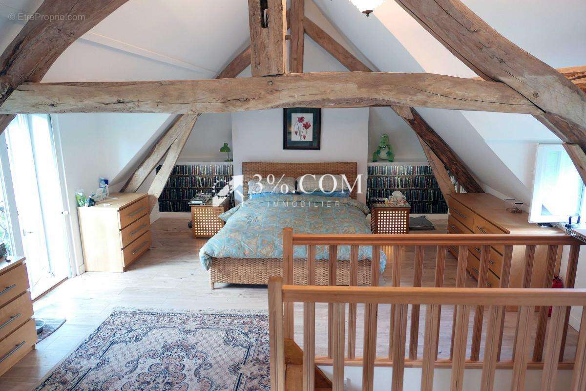 Maison à AVESNES-EN-VAL