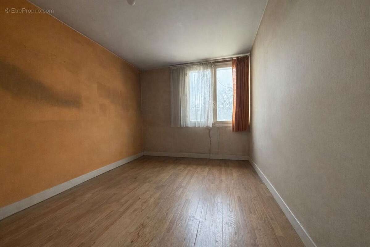 Appartement à CHAVILLE